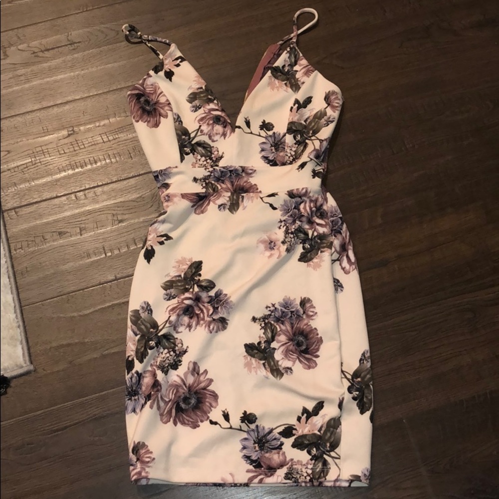 Lace back floral dress